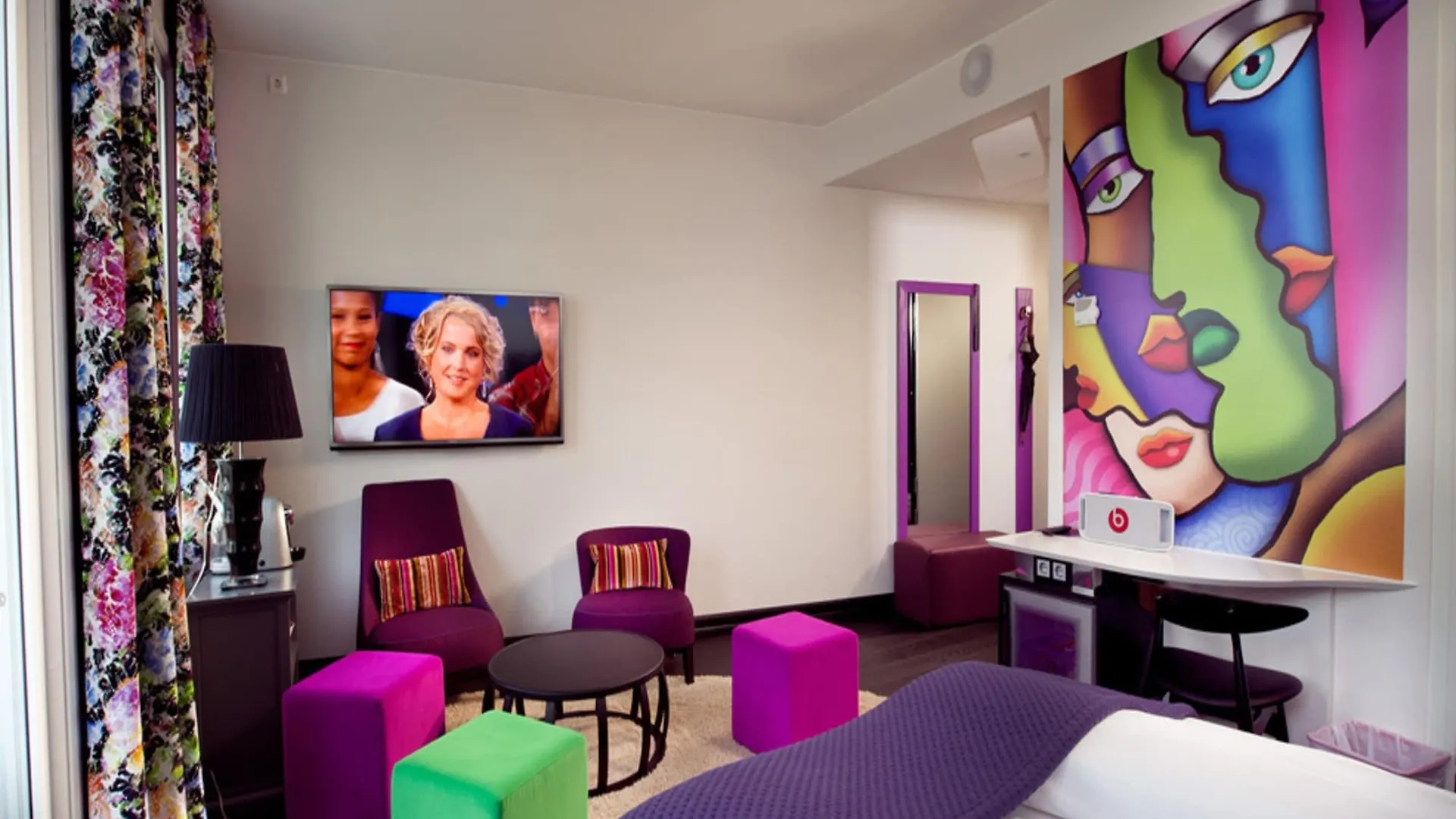 Hotel No13 Μπέργκεν 4*,