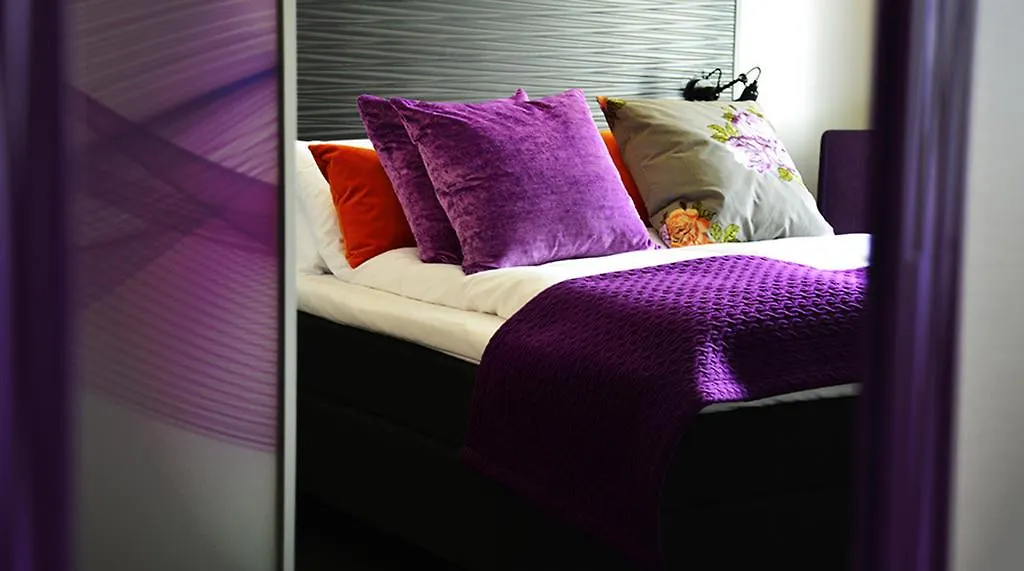 Hotel No13 Μπέργκεν 4*,
