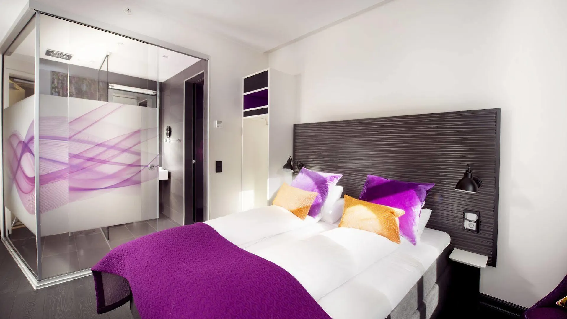 Hotel No13 Μπέργκεν